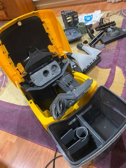 потужний пилосос Zelmer Aquawelt Plus