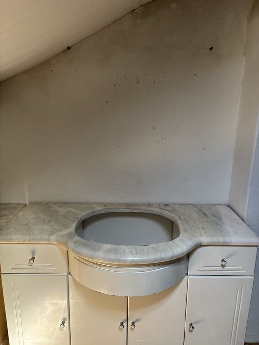 Móvel de casa de banho com tampo de mármore