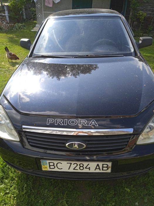 Продам гарну машину