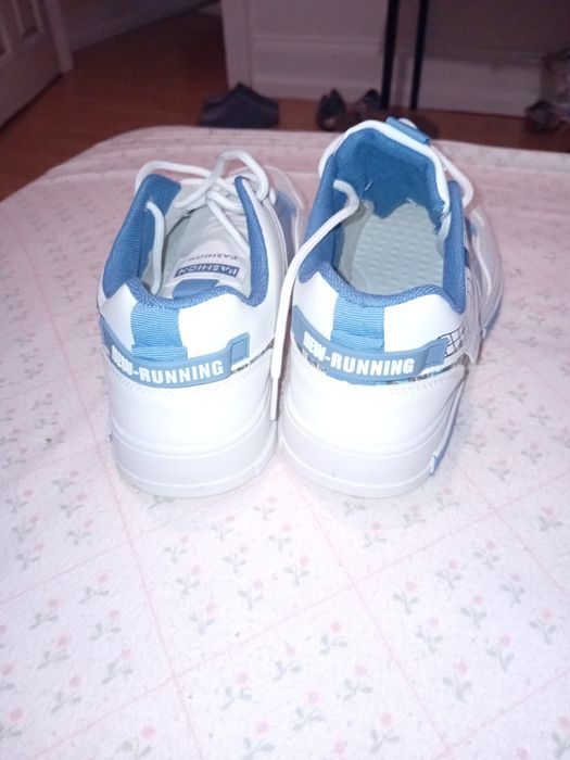 Sapato novo da fashion