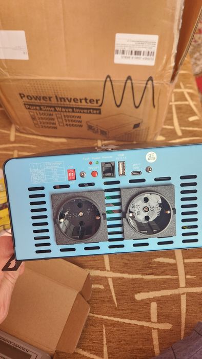Інвертор Flamezum 2000W/4000W Чиста Синусоїда 12V в 220V для котла, холодильника
