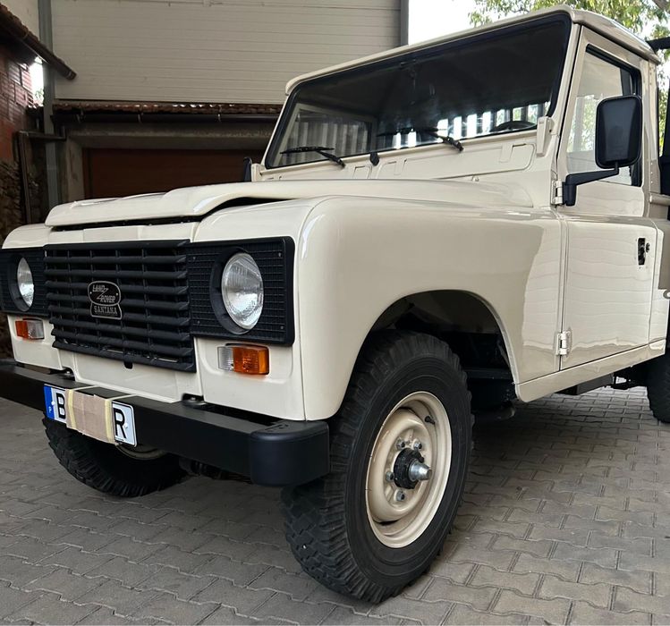 Land Rover Defender 110 2.5 Diesel