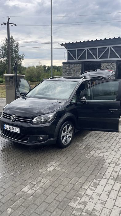 Volkswagen Touran 2.0 Diesel Automatic | Чесний пробіг | Відмінний стан