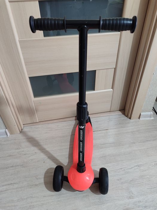 Самокат дитячий універсальний