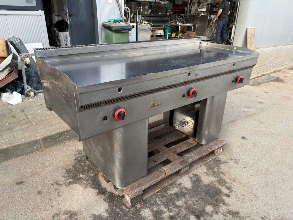 Fry-Top/ Teppaniakky a Gás 1.80mts - RECONDICIONADO