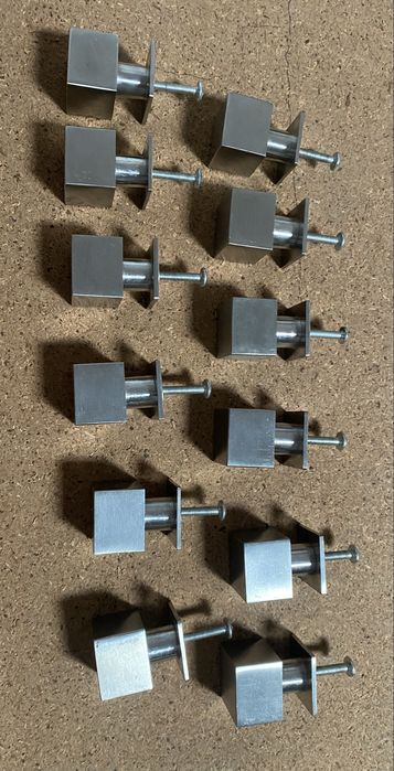 Puxadores de aluminio