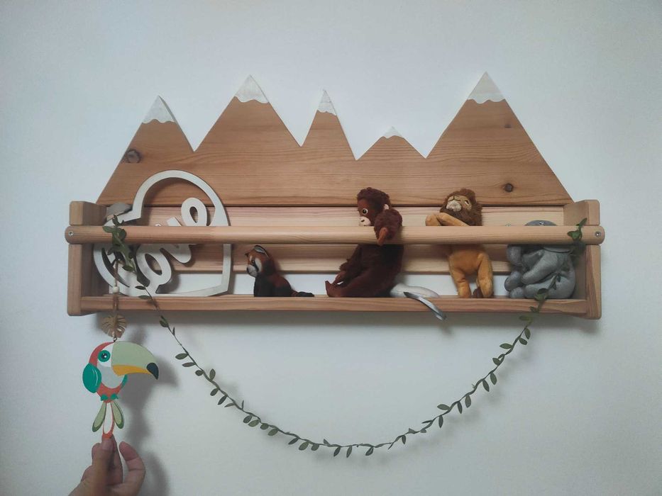 Prateleira IKEA personalizada