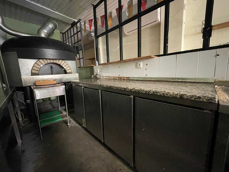 Recheio completo de restaurante para venda
