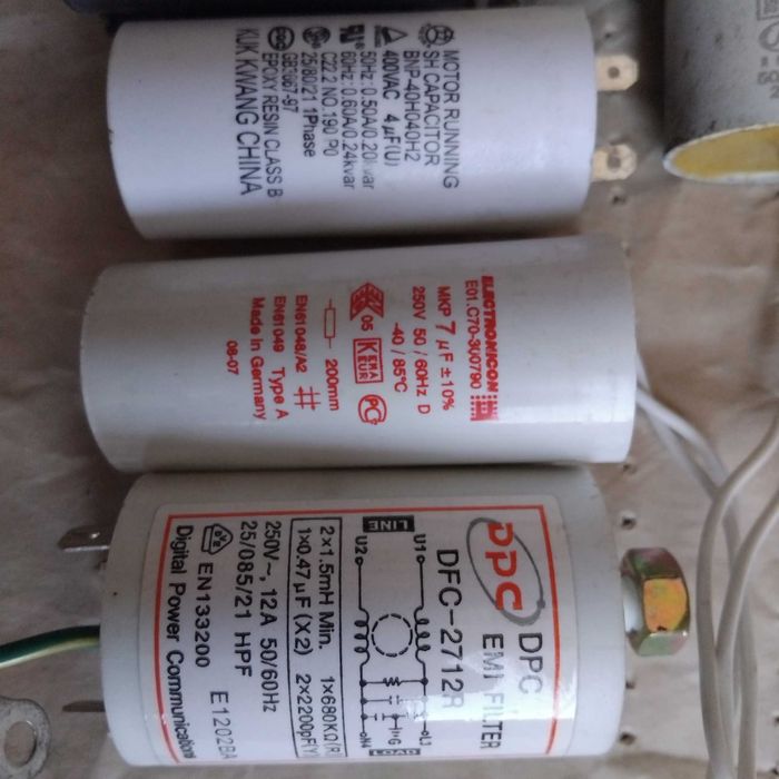 Конденсатор побутової техніки