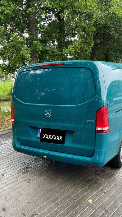 Mercedes vito 114 rok 2023/2024 automat fakt vat full opcja