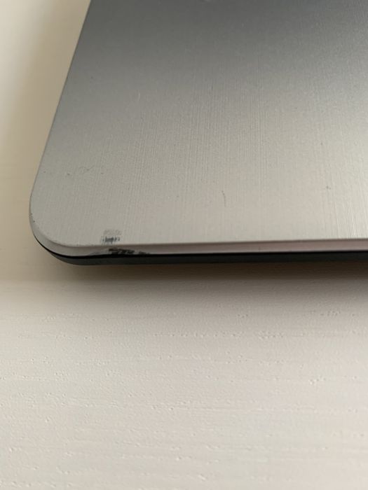 Portátil Asus 8GB RAM, 1TB capacidade