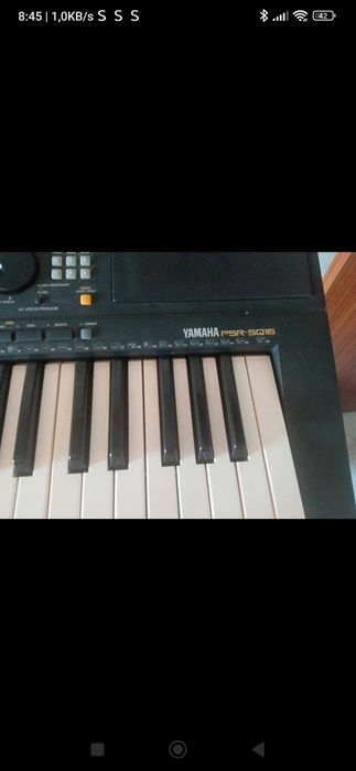 Teclado /órgão Yamaha