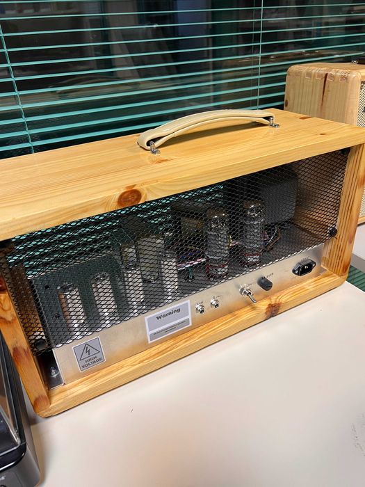Amplificador a válvulas DIY para Guitarra eléctrica, baseado no Soldano-SLO
