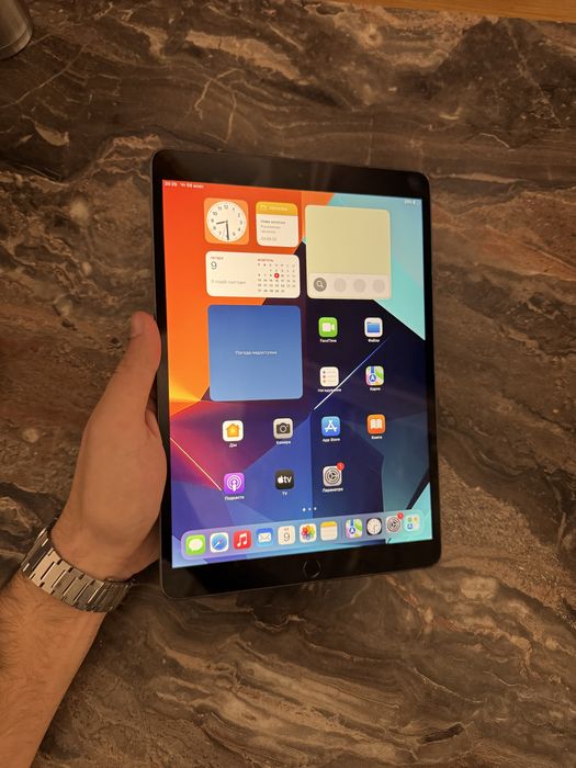 IPad Air 3 Neverlock 97% батарея, чудовий стан