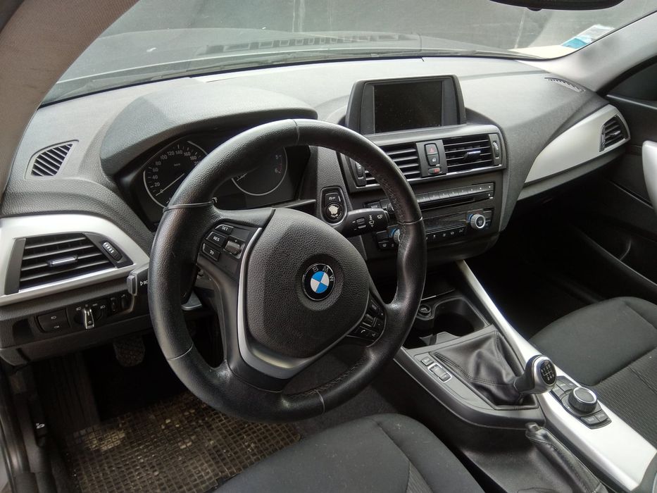 BMW 1 - 2012 - Para Peças