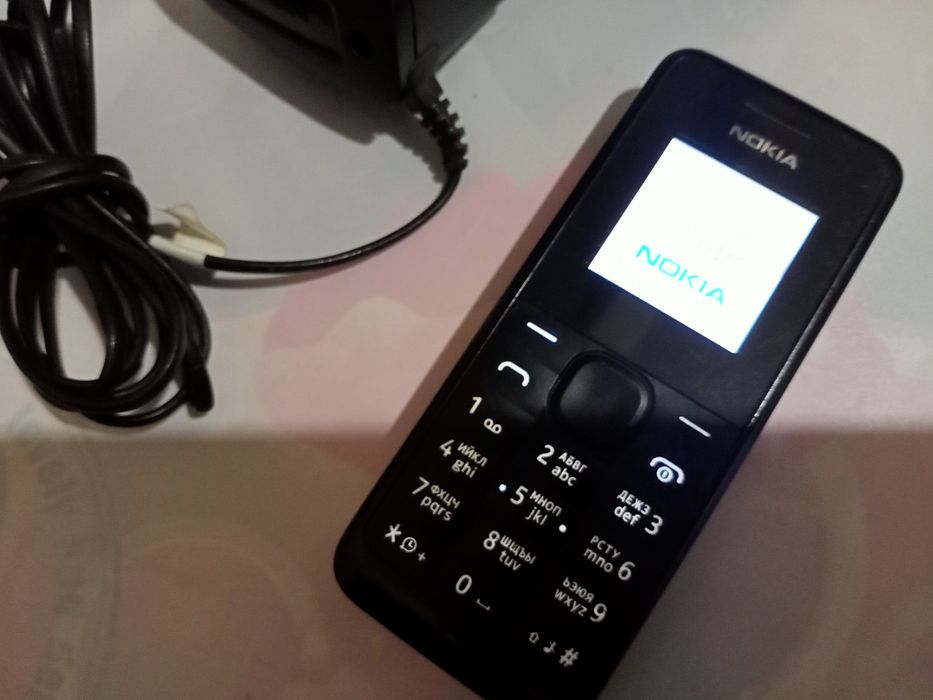 Продам кнопочный телефон Nokia 105  модель.