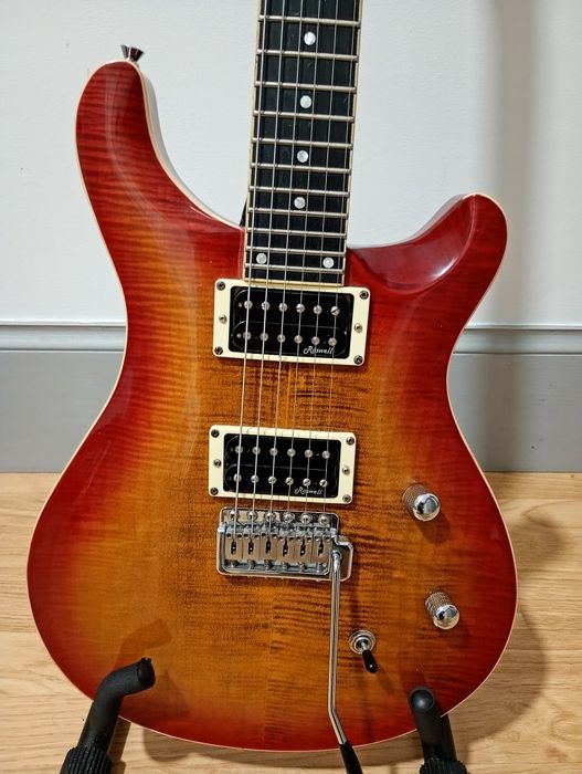 Harley Benton CST-24 Deluxe + Mooer GE150 (Pack Completo) – Como Nova