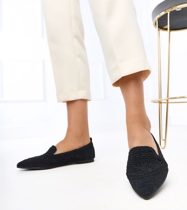 Czarne ażurowe balerinki damskie Gerania