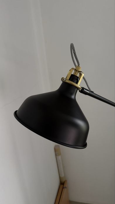 Candeeiro de pe IKEA RANARP