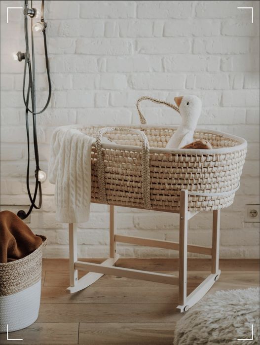 Kosz mojzesza ahoj baby + kołyska + materac + 5 prześcieradeł