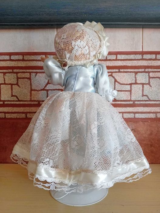 BP_002 | Boneca de Porcelana | Menina do Campo | Ótimo Estado