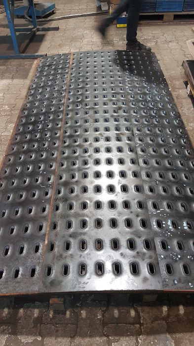 Blacha aluminiowa 1000x2000x4mm.Wypełnienie środka lawety, auto-lawety
