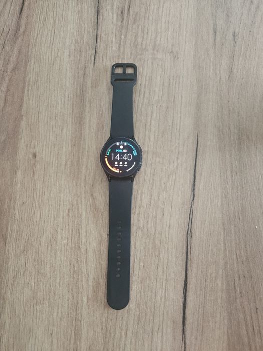 Zegarek damski Samsung Galaxy Watch 4 czarny