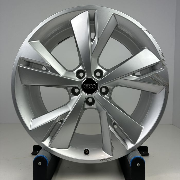 ORYGINALNA Felga Audi 20" 9.0" ET 42 5x112 89A601025AQ Q4 E-tron