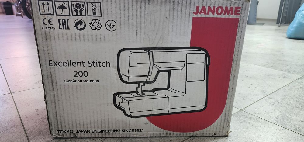 Швейна машина Janome Excellent Stitch 200
