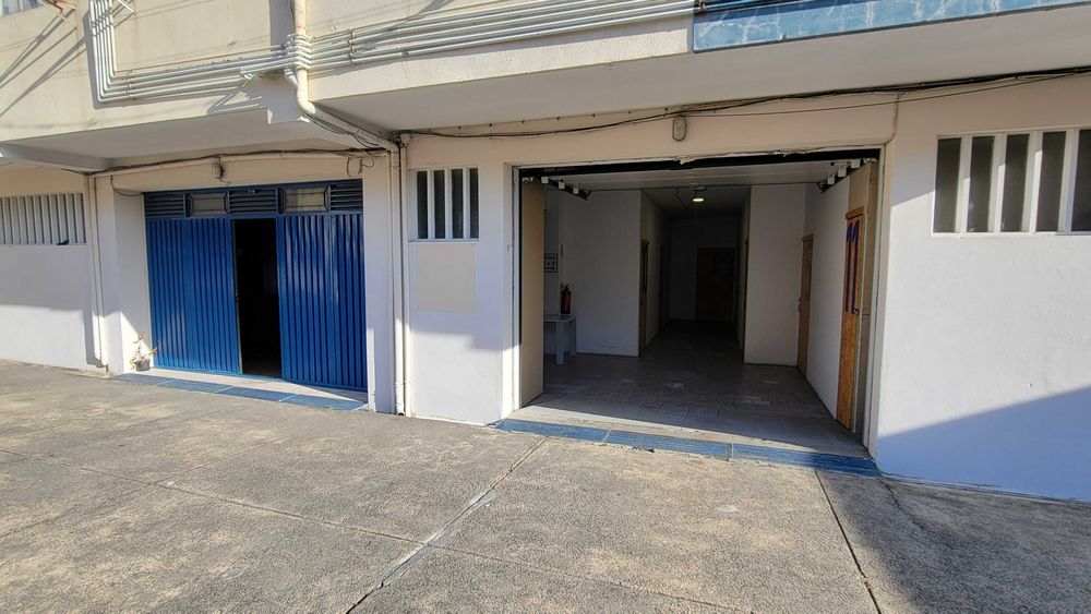 Armazém / Arrumos / Box /Self-Storage