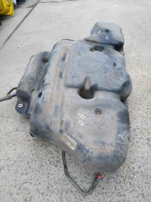 Toyota Auris E150 2006-2012 бак паливний  BA0571 7711102150