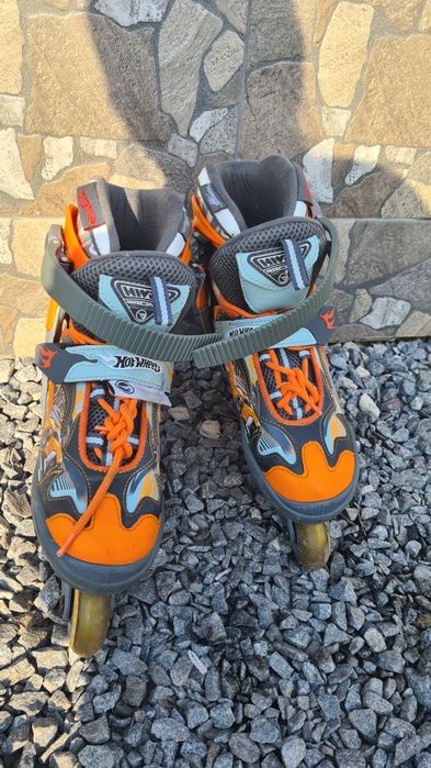 Ролики Hot Wheels 22-24 см + наколінники