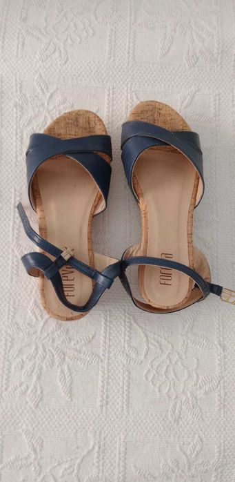 5 pares de Sandálias