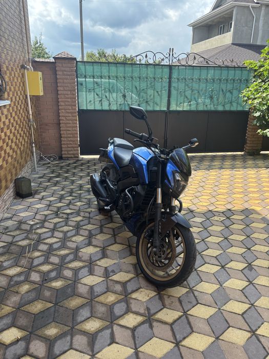 Bajaj Dominar 400 2018