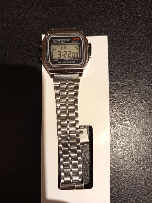 Zegarki z lat 90 nowe. Cena za sztukę