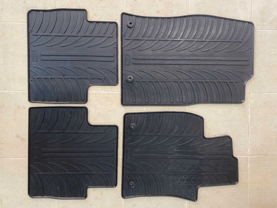 Tapetes de borracha para Mazda CX-30