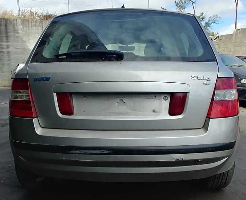 Fiat Stilo para peças