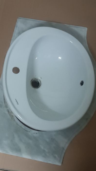 Mármore de móvel de casa de banho