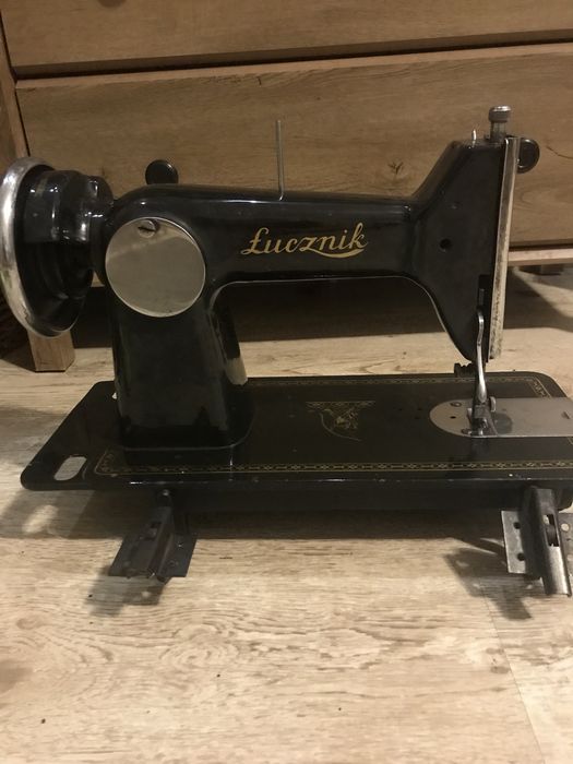 Maszyna do szycia Łucznik retro vintage