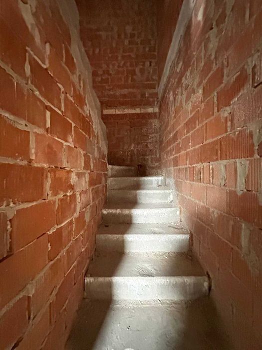 Таунхаус 112 м² з горищем і каміном.Центральні комунікації,топ-локація