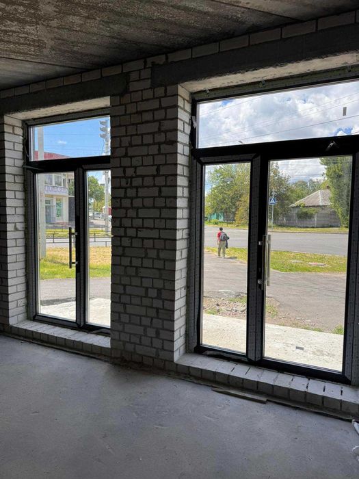 Комерційне приміщення в хорошій локації