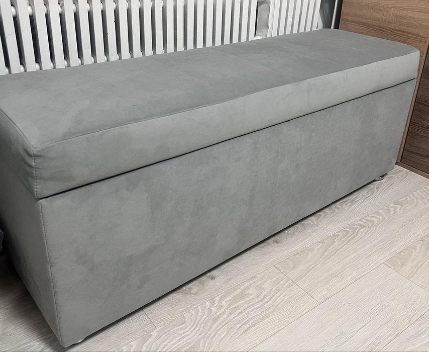 Банкетка з нішею для зберігання речей