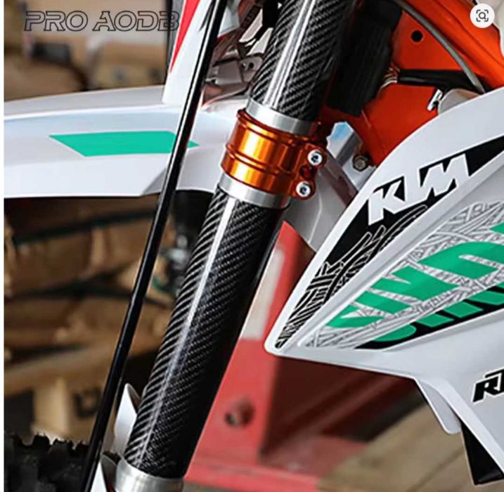 Захист передньої вилки для мотоцикла ( карбонн)