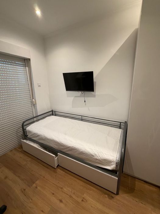Vendo cama de ferro ikea