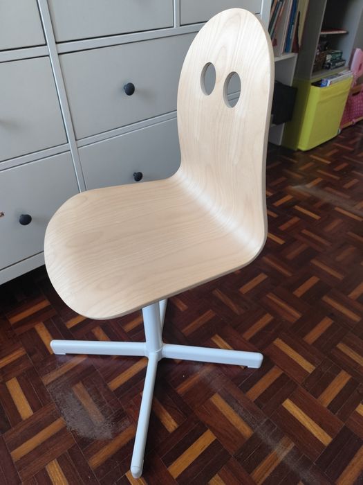 Cadeira rotativa de criança - IKEA