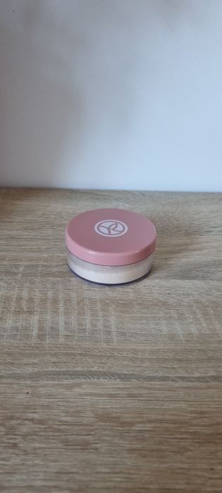 NOWY uniwersalny puder sypki Ives Rocher