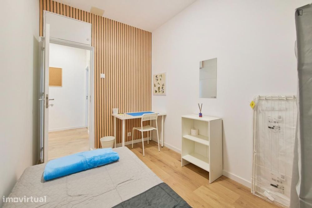 Quarto - localizado em Arroios Lisbon