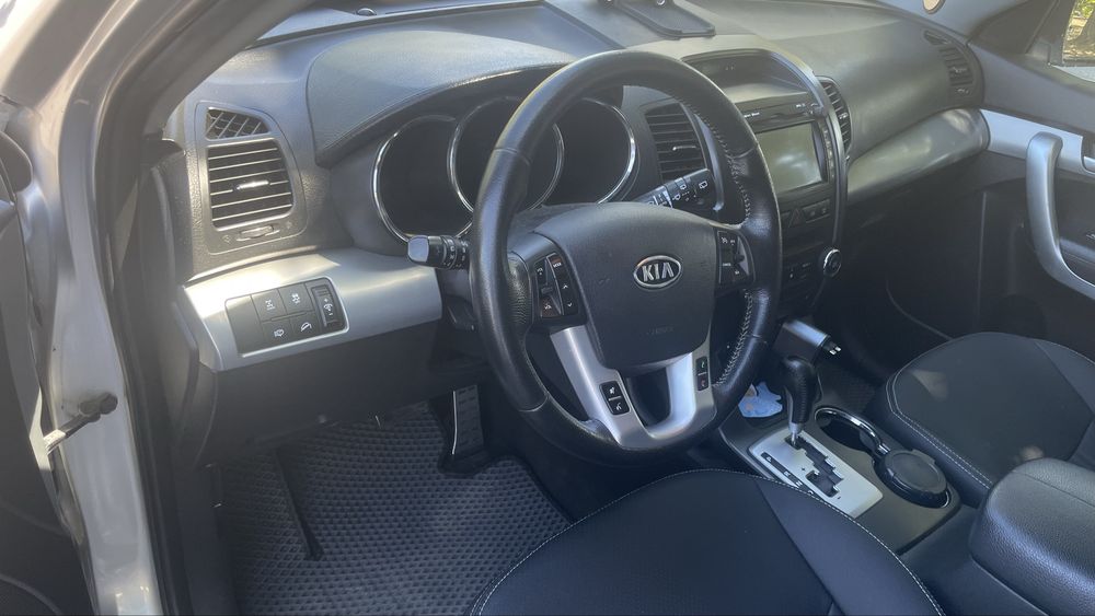 Продам KIA Sorento