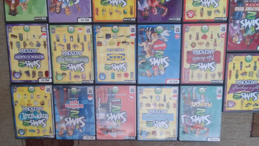 Sims2 gry 17 Dodatków na komputer PC