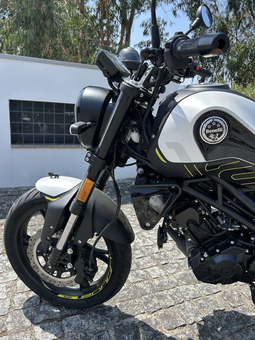 Benneli leoncino 125